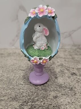 Easter Bunny Rabbit in Egg Diorama